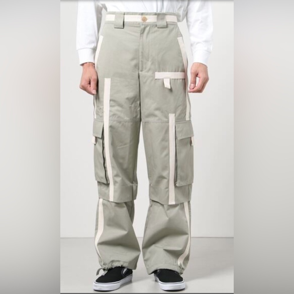 JACQUEMUS Men's Le pantalon Grain
Pants sz 32/48 EU